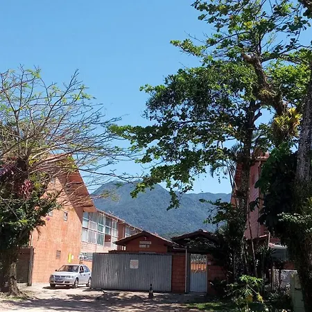 Apto Duplex Condomínio Maranduba Ville II Sapê a 100 mts da praia-3